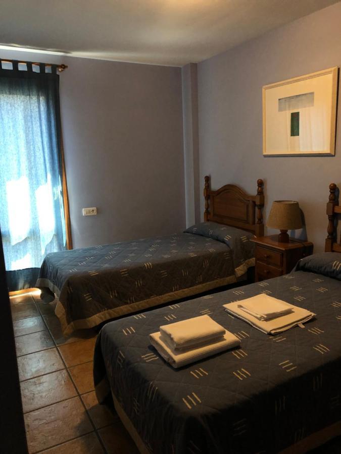 Apartamentos Turisticos San Juan De La Pena Santa Cruz de la Serós Exteriér fotografie